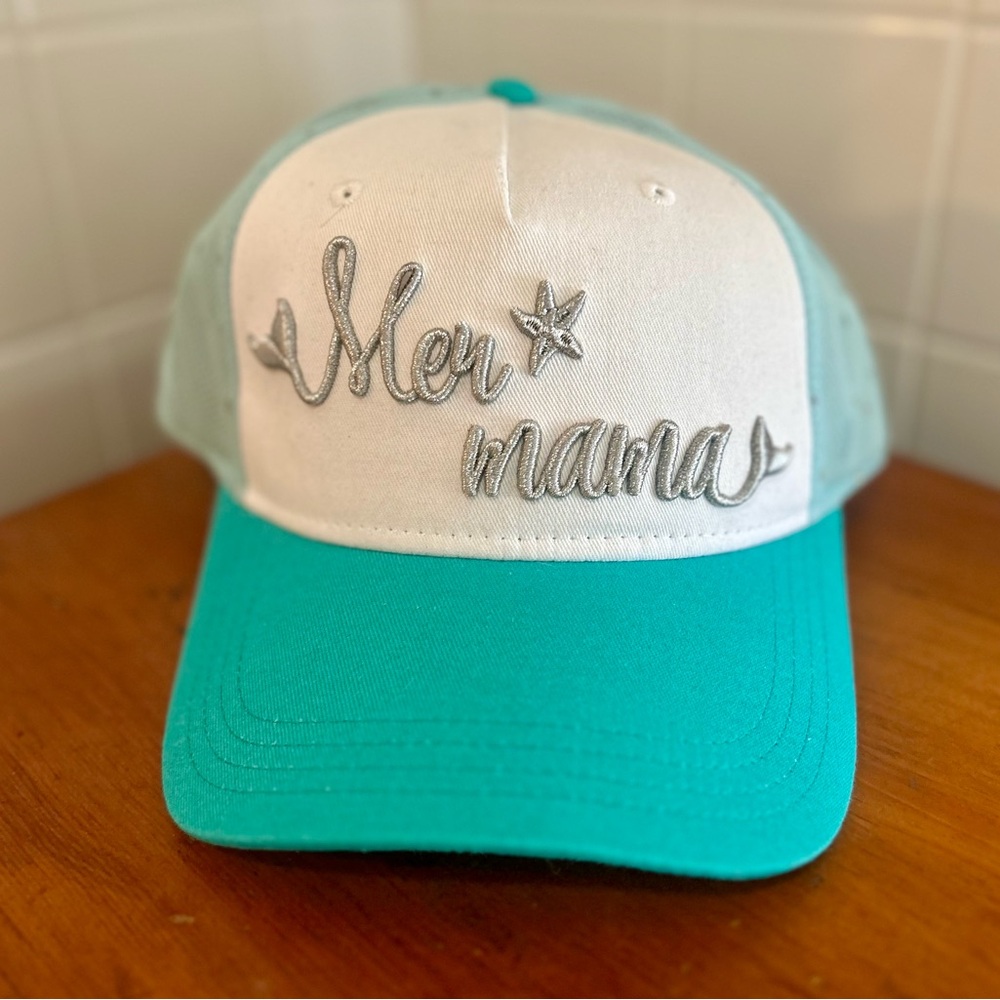 NWT mesh backed women's  baseball cap with silver embroidery